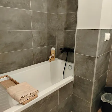 Na Letniej Apartman Kłodzko